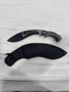 lot 0740 image: Survival Knife with Sheath