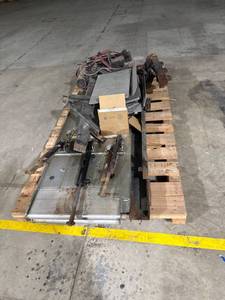 lot 0753 image: Tommy Gate