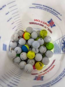 lot 0758 image: Assorted Used Golf Balls