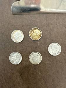 lot 0800 image: Five Roosevelt Dimes Lot