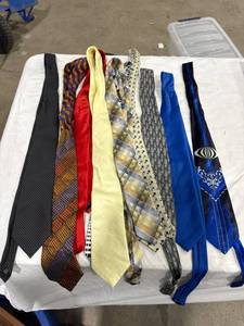 lot 0802 image: Assorted Mens Neckties Lot