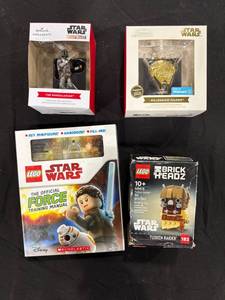 lot 0819 image: Star Wars Collectibles Lot