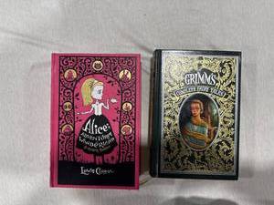 lot 0832 image: Alice & Grimms Story Set