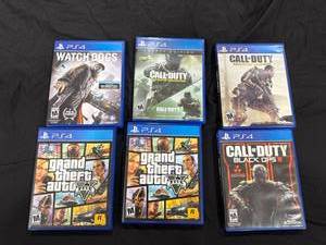 lot 0841 image: PS4 Video Game Bundle
