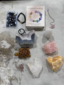 lot 0854 image: Crystal & Gemstone Collection