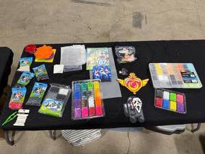 lot 0876 image: Large Perler Bead Craft Lot