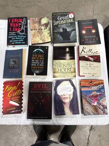 lot 0902 image: Horror & Paranormal Book Lot