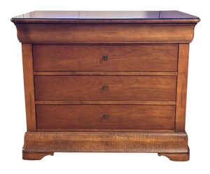 lot 11RR image: National Mt. Airy Dresser