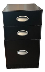 lot 206R image: O - Black Metal 3-Drawer File Cabinet