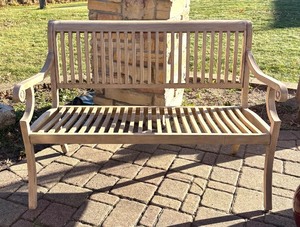 lot 265R image: SY - Outdoor Metal Bench with Slatted Design and Curved Arms