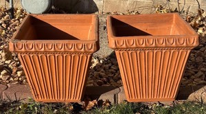 lot 268R image: SY - Pair of Terra-Cotta Planter Pots