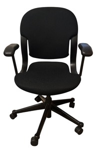 lot 311R image: O - Herman Miller Adjustable Black Office Chair