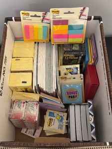 lot 319R image: O - Box of Assorted Office Supplies Including Post-it Notes, Pads, Index Cards, Paper Clips and More