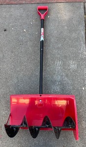 lot 446R image: G - Trailblazer Manual Snow Auger Shovel
