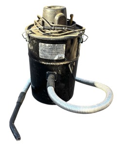 lot 448R image: G - Cheetah II MU305 Ash Vacuum by Love-Less Ash Company