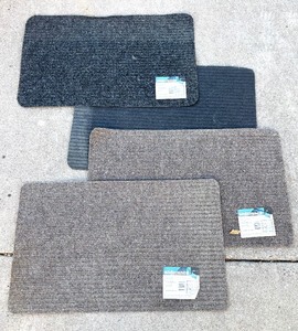 lot 453R image: G - Set of 4 Multy Endurance Collection Floor Mats