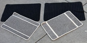 lot 456R image: G - Set of 4 Rectangular Rugs with Black and Tan Patterns