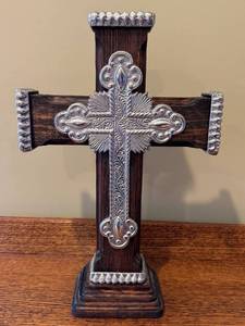 lot 53D image: LR - Decorative Wooden and Metal Cross, Made in Mexico, 15.5 Inch Tall