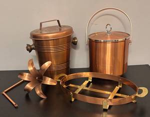 lot 516R image: MB - Collection of Copper Ice Bucket, Flower Decor, Bucket and Oval Stand