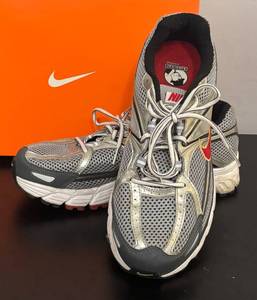 lot 567R image: O - Nike Downshifter 9 Shoes Size 10 12