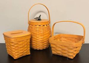 lot 571R image: BC - Longaberger Handwoven Basket Trio
