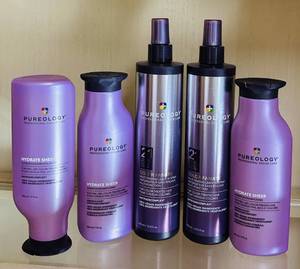 lot 242C image: BS - Pureology Hydrate Sheer and Color Fanatic Hair Care Set - 5 Bottles