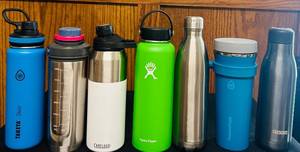 lot 403C image: BS - Set of 7 Assorted Reusable Water Bottles and Tumblers