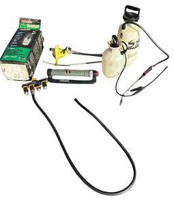 lot 420C image: G - Yard and Garden Sprayer, Hose Splitter, and Oscillating Sprinkler Lot