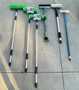 lot 468C image: G - Collection of 5 Long-Handled Brooms and Scrub Brushes