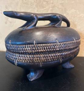lot 689C image: LR - African Tribal Lizard Motif Wood and Woven Lidded Basket Box