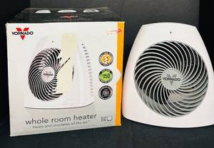 lot 714C image: BS - Vornado VH110 Whole Room Electric Heater with Adjustable Thermostat