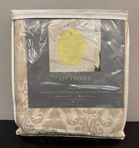 lot 936R image: O - Options Madeira Matelasse Queen Bed Coverlet in Sealed Packaging