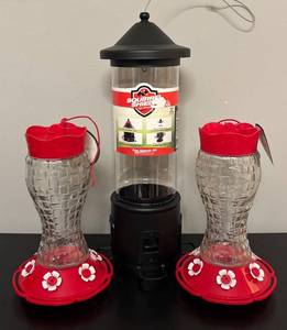 lot 951R image: MB - Set of 3 Birdfeeders Including Squirrel Shield and Glass Hummingbird Feeders