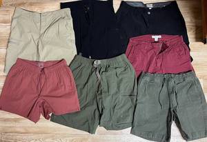 lot 586N image: BR - Set of 7 Mens Casual Shorts Assorted Brands and Colors