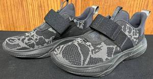 lot 637N image: BR - Sorel Black Pattern Athletic Shoes with Velcro Strap