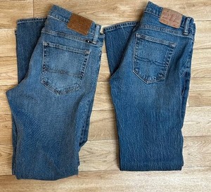 lot 52 image: MB - Set of 2 Lucky Brand Mens Jeans 33x34 410 Skinny and 32x32 121 Slim
