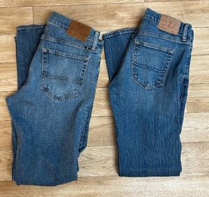 lot 52C image: MB - Pair of Lucky Brand Mens Slim and Skinny Jeans Size 32x32 and 33x34