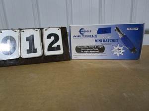 lot 12 image: Eagle 38 Mini Ratchet