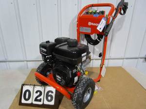 lot 26 image: Husqvarna Pressure Washer