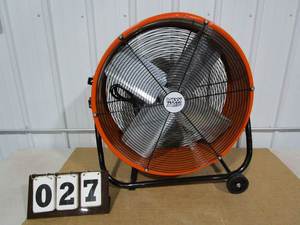 lot 27 image: MaxAir 24 Fan