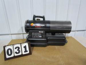 lot 31 image: Mr. Heater Portable Forced Air Kerosene Heater