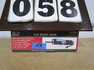 lot 58 image: Iron Horse Air Body Saw