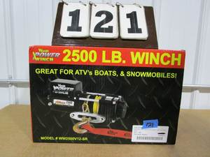 lot 121 image: Wood Power 2500lb Winch