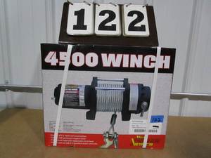 lot 122 image: Wood Power 4500 lb Winch