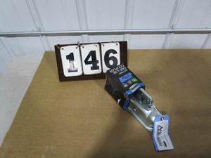 lot 146 image: Reese Trailer Coupler