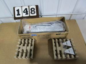 lot 148 image: LED Linear High Bay Light