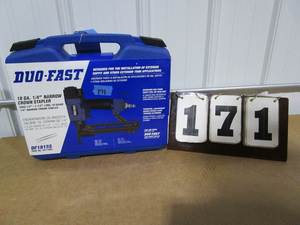 lot 171 image: Duo-Fast 18 Gauge 14 Narrow Crown Stapler