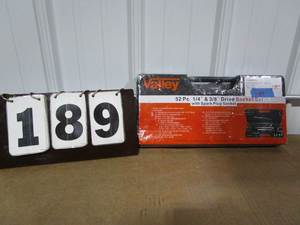 lot 189 image: Valley 52 Piece Socket Set - SAE & Metric