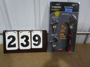 lot 239 image: Husky Multi Head Wrench