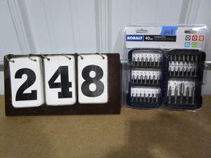 lot 248 image: Kobalt 40 pc Screwdriver Bit Set